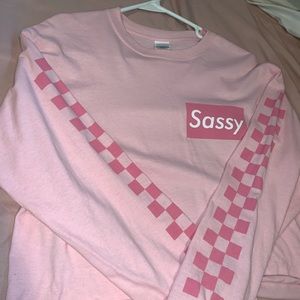 💗sassy cropped long sleeved shirt💗